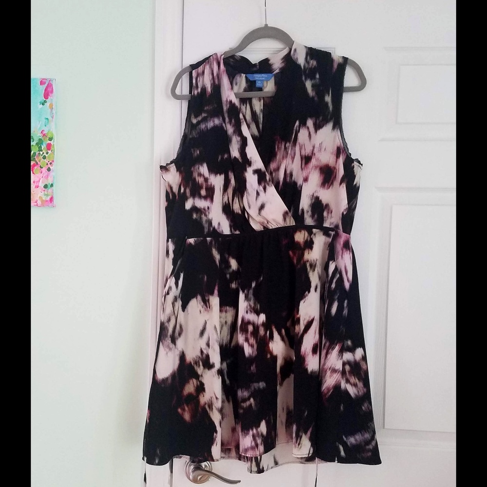 Simply Vera Wang faux wrap dress
